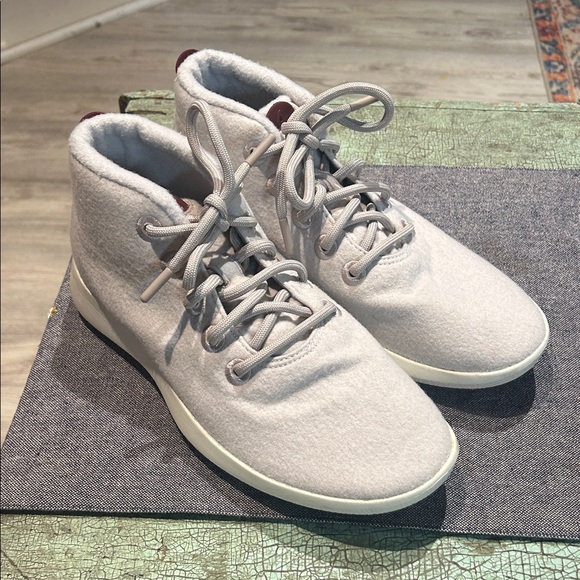 Allbirds Wool Runner-Up Mizzle Ginseng (light gray) Women's Size 11 - Picture 1 of 6